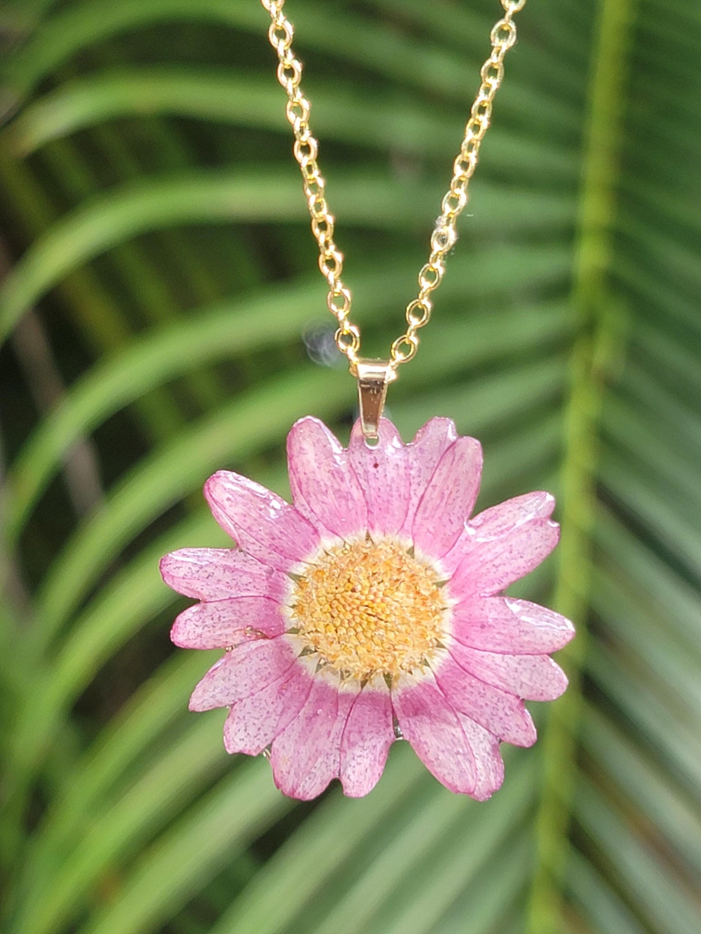 Real Marguerite Flower Necklace