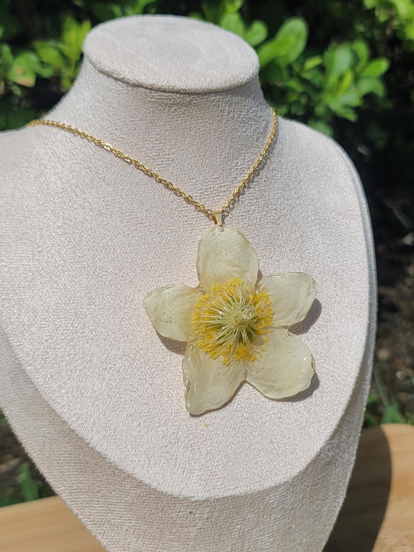 Real Helleborus Niger Flower Necklace