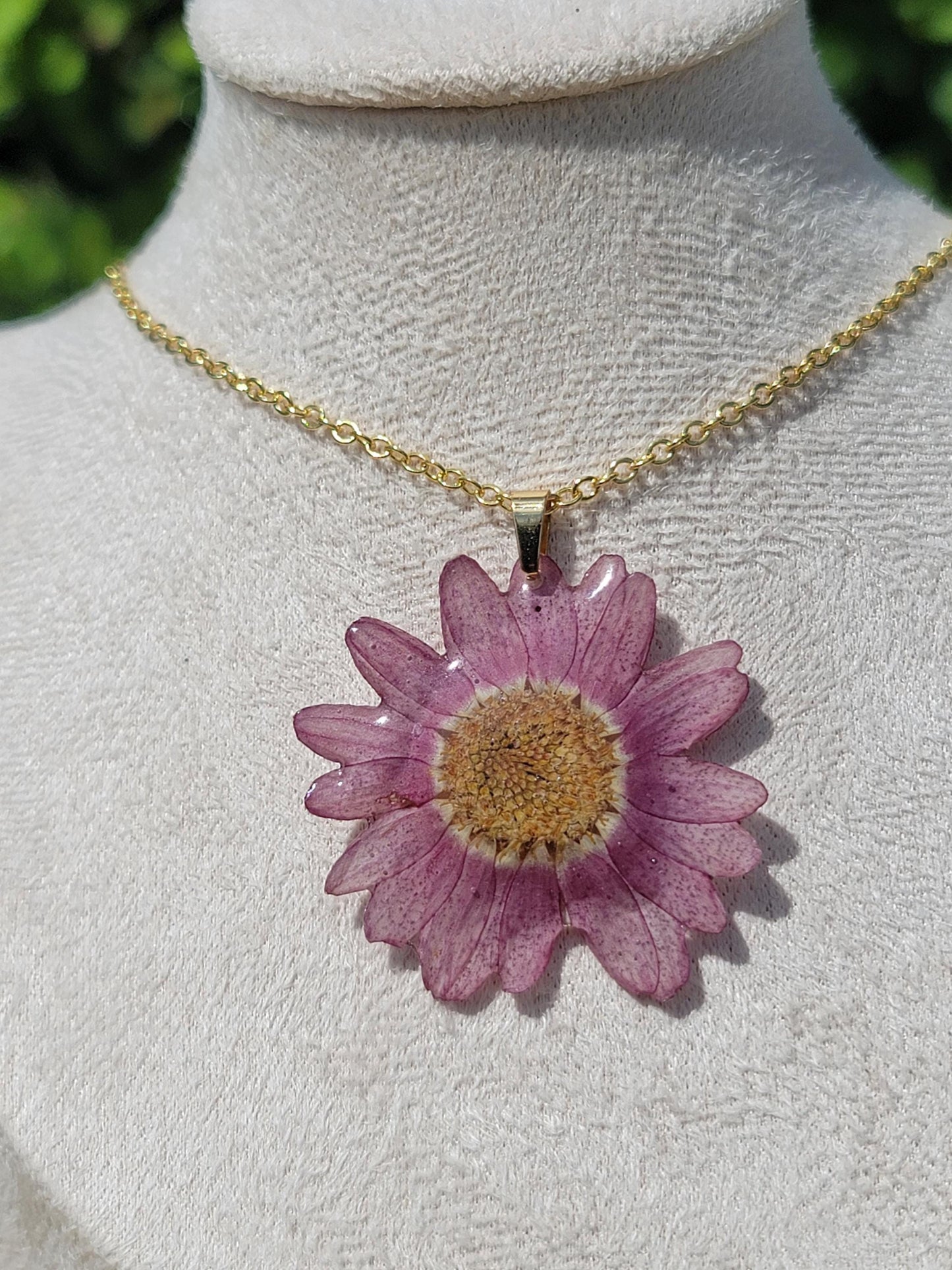 Real Marguerite Flower Necklace