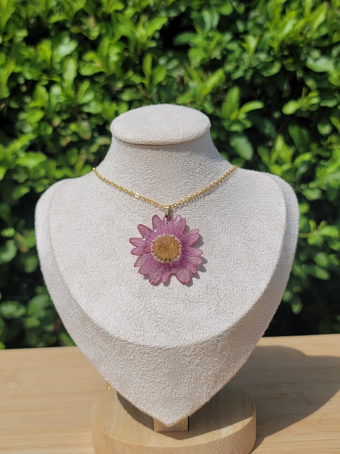 Real Marguerite Flower Necklace