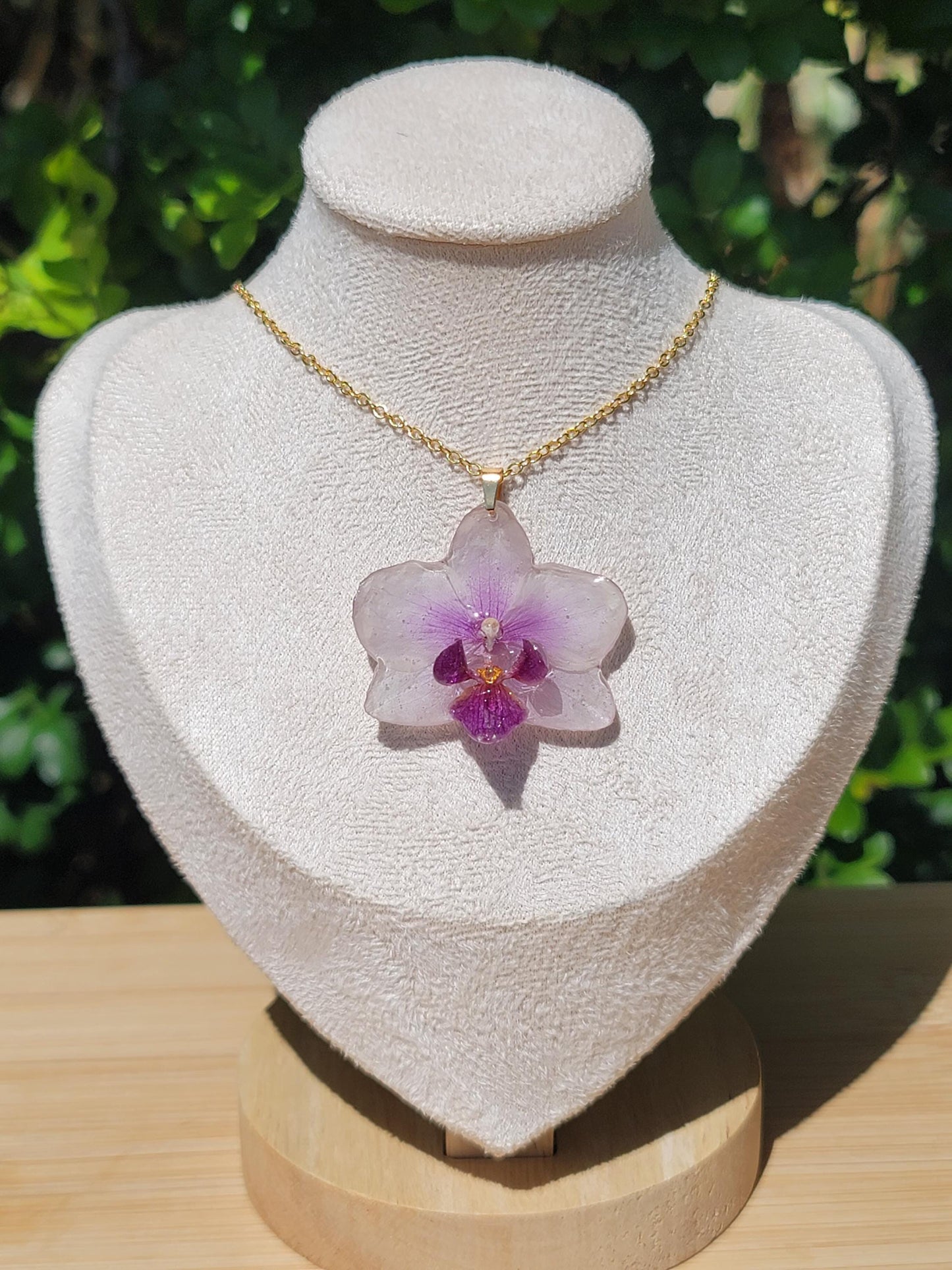 Real Preserved White Purple Mini Orchid Flower Necklace
