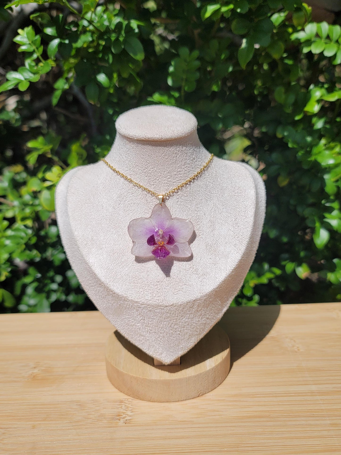 Real Preserved White Purple Mini Orchid Flower Necklace