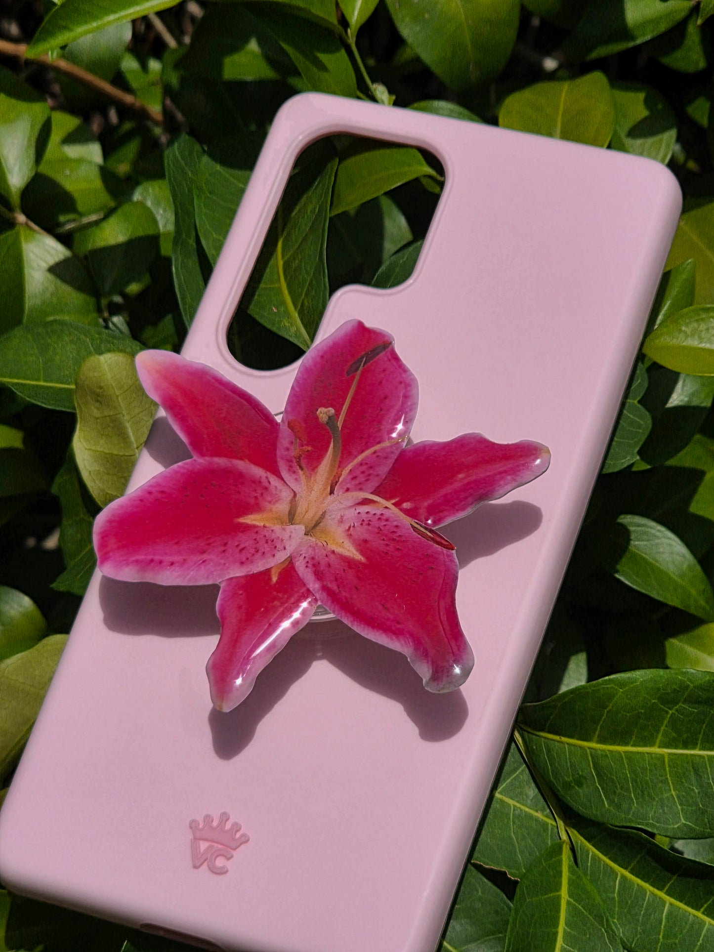 Pink Lily flower phone grip